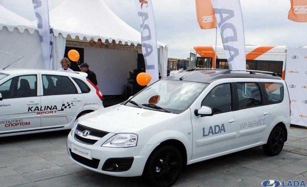 Экстерьер LADA Largus VIP